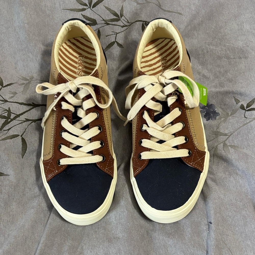 Taos Women's Brown & Navy shoes - NEW - size 8.5